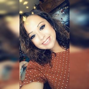 Meet your Posher, Beatriz